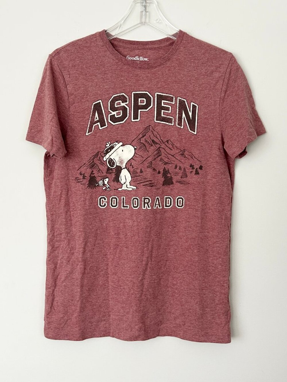 Goodfellow Peanuts SNOOPY Aspen Colorado Graphic T-Shirt Maroon Short Sleeve S